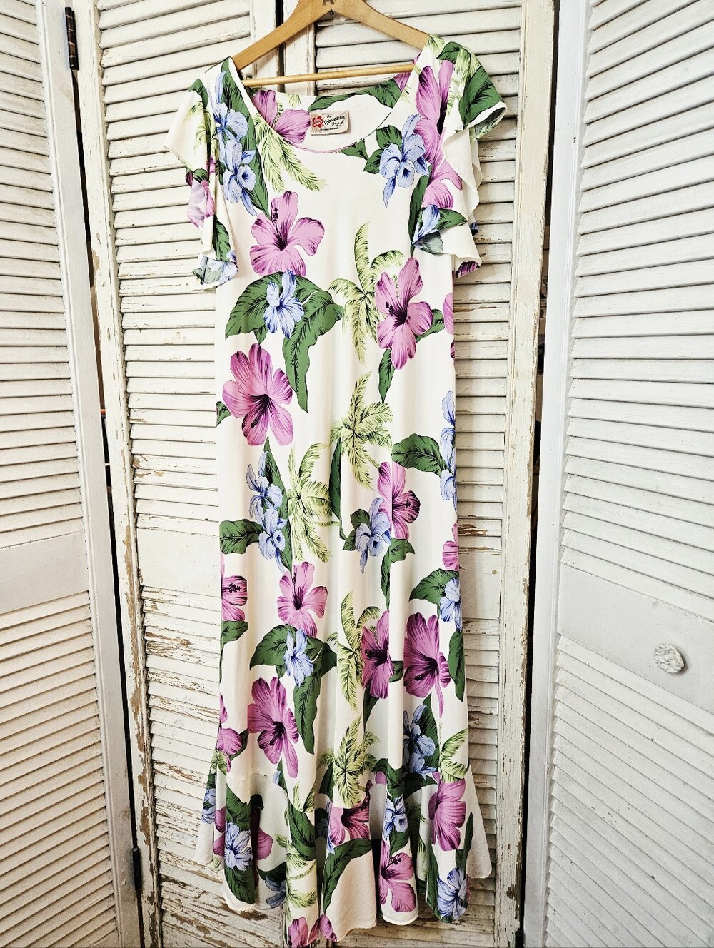 Hilo Hattie Bias Cut Hawaiian Cream & Pink Floral Ruffle Sleeve Maxi Dress Large